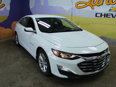 Used 2019 Chevrolet Malibu LT image 4
