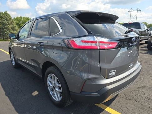 Used 2024 Ford Edge SEL w/ Convenience Package AWD/4WD image 5