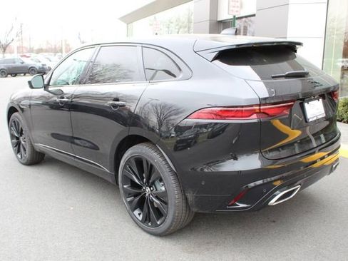New 2026 Jaguar F-PACE R-Dynamic S image 10