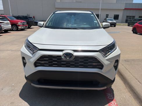 Used 2021 Toyota RAV4 Limited w/ Limited Grade Weather Package AWD/4WD image 3