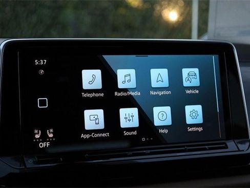 New 2026 Volkswagen Atlas Cross Sport SE image 10