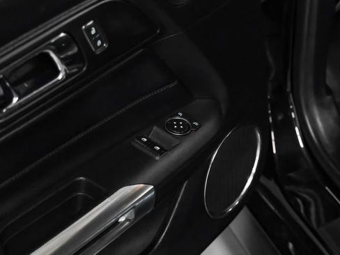 Used 2017 Ford Mustang GT Premium image 34