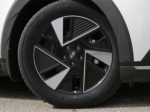 New 2026 Hyundai Ioniq 5 SEL image 2