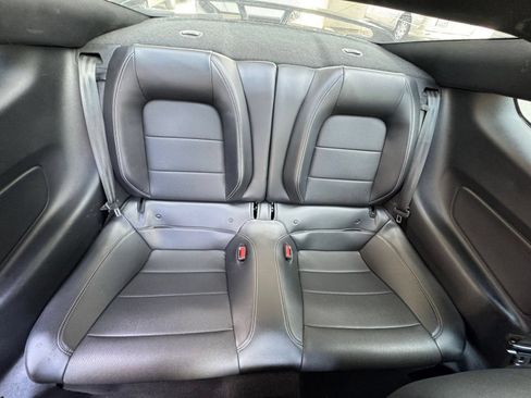 Used 2022 Ford Mustang GT Premium w/ GT Performance Package RWD image 38
