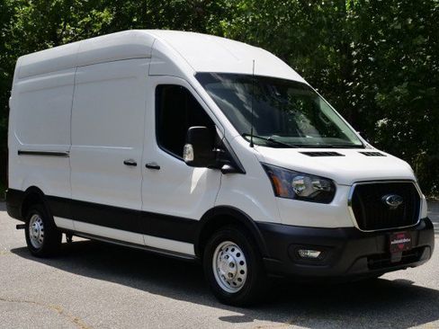 Used 2022 Ford Transit 350 148 High Roof AWD image 4