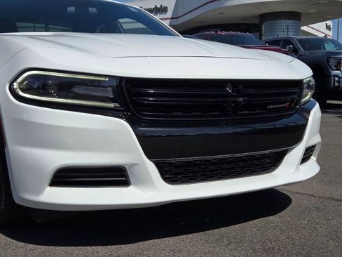 Used 2020 Dodge Charger SXT w/ Blacktop Package RWD image 8