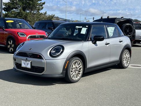 New 2026 MINI Cooper S FWD image 1