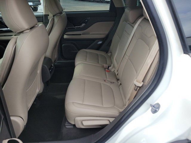 Certified 2024 Lincoln Corsair FWD image 20