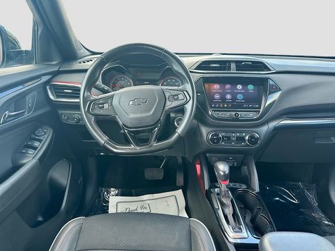 Used 2021 Chevrolet TrailBlazer RS w/ Technology Package FWD image 22