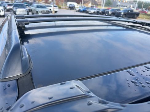 Used 2005 Toyota RAV4 4WD image 21