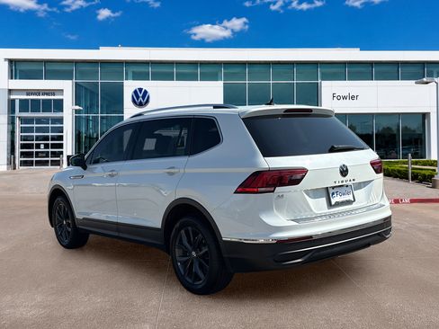 Used 2023 Volkswagen Tiguan SE FWD image 7
