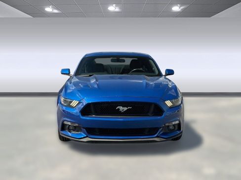 Used 2017 Ford Mustang GT RWD image 10