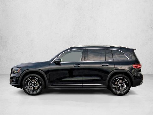 New 2026 Mercedes-Benz GLB 250 4MATIC image 4