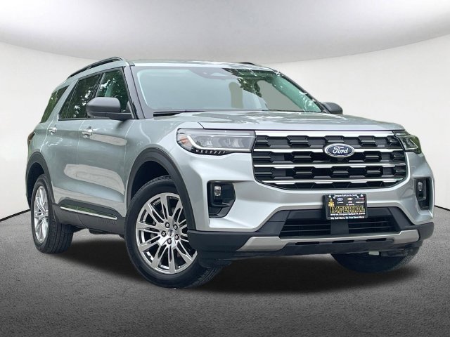 Certified 2025 Ford Explorer Active w/ Active Comfort Package AWD/4WD image 19