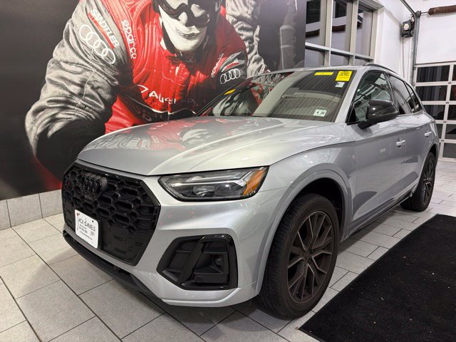 Used 2023 Audi SQ5 Premium Plus w/ Premium Plus Package AWD/4WD image 1