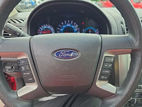 Used 2011 Ford Fusion SE w/ 202A Rapid Spec Order Code FWD image 12