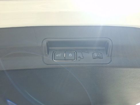Used 2026 Ford Explorer ST-Line w/ ST-Line Street Pack AWD/4WD image 30