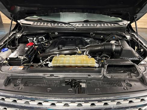 Used 2020 Ford Expedition Platinum image 17