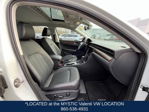 Used 2020 Volkswagen Passat 2.0T SEL FWD image 23