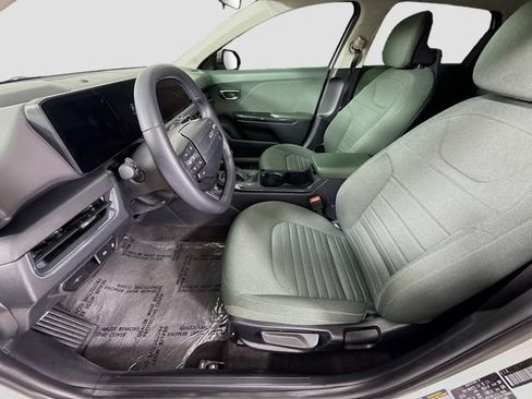 Used 2025 Kia K4 EX FWD image 19