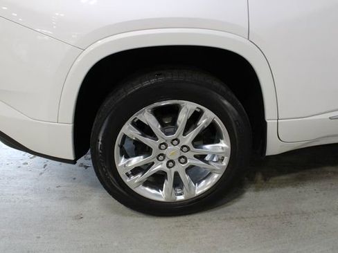 Used 2020 Chevrolet Traverse High Country AWD/4WD image 29