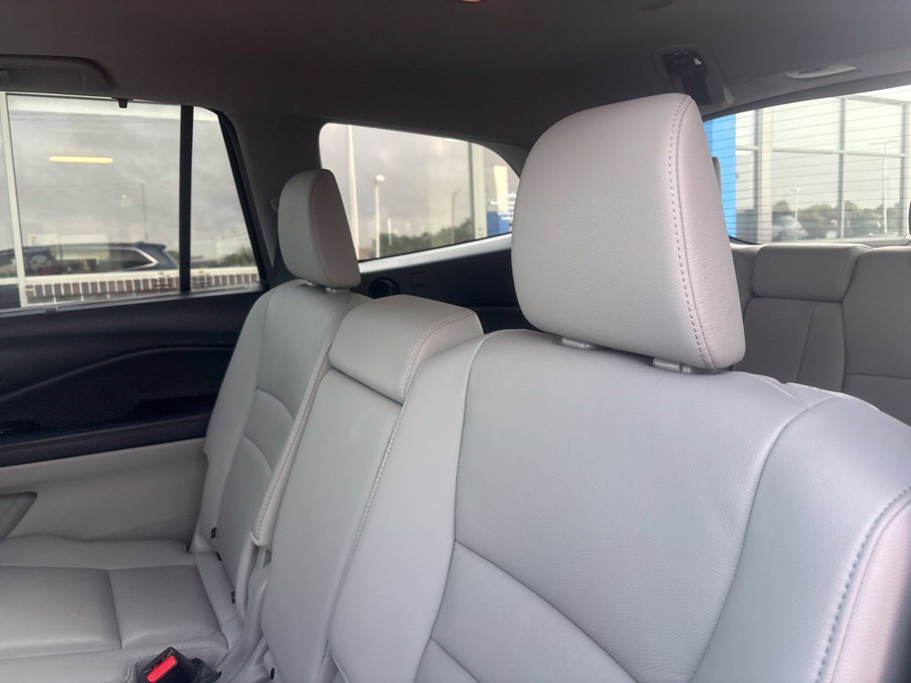 Used 2021 Honda Pilot EX-L image 42