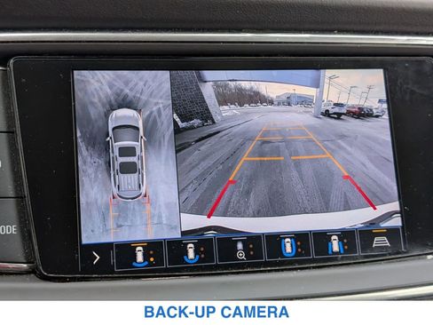 Used 2020 Buick Enclave Avenir w/ Avenir Technology Package AWD/4WD image 14