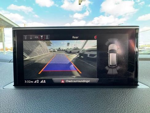 Used 2018 Audi Q7 3.0T Prestige image 34