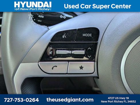 Certified 2025 Hyundai Elantra SEL FWD image 28