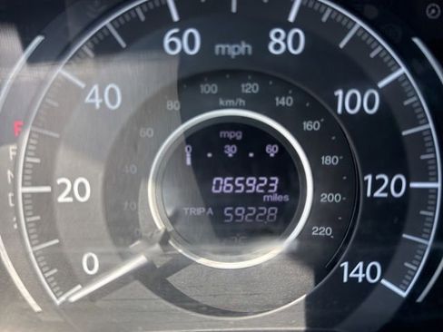 Used 2014 Honda CR-V LX image 12