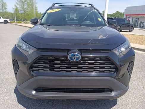 Used 2022 Toyota RAV4 LE AWD/4WD image 8