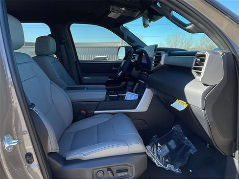 New 2026 Toyota Tundra Limited image 14