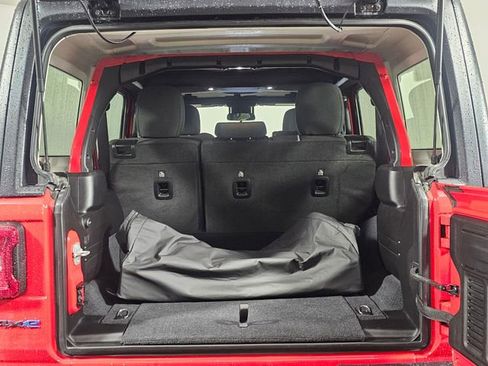 Used 2024 Jeep Wrangler Unlimited Rubicon 4xe w/ Convenience Group image 16