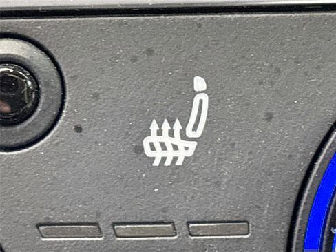 Used 2022 Audi Q5 2.0T Premium w/ Convenience Package image 23