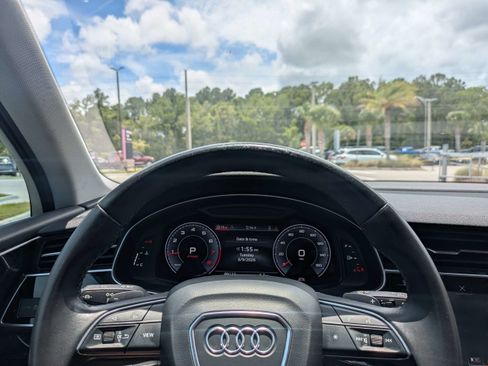 Used 2022 Audi Q7 2.0T Premium w/ Convenience Package AWD/4WD image 49