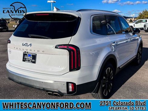 Used 2024 Kia Telluride SX Prestige image 12