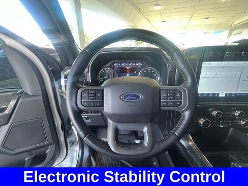 Used 2022 Ford F150 XLT w/ Equipment Group 302A High image 15