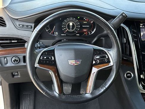 Certified 2019 Cadillac Escalade Premium Luxury RWD image 21