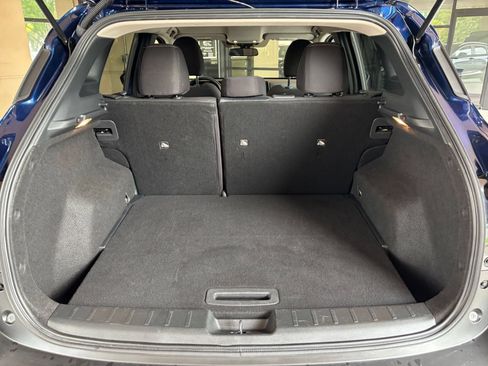 Used 2026 Nissan Kicks SV w/ Cold Weather Package FWD image 29