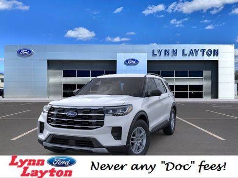 New 2026 Ford Explorer Active RWD image 2