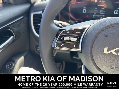 Used 2026 Kia Seltos S AWD/4WD image 19