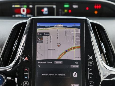 Certified 2021 Toyota Prius Prime XLE FWD image 4