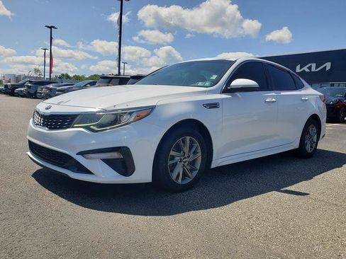Used 2019 Kia Optima LX FWD image 8