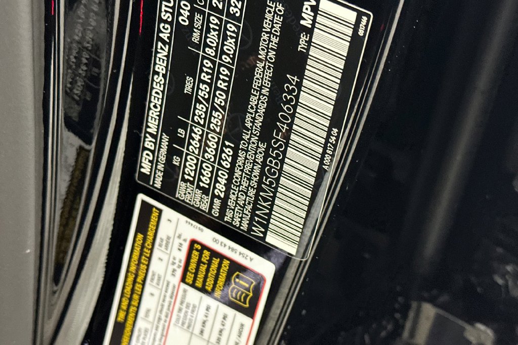 Certified 2025 Mercedes-Benz GLC 350e 4MATIC image 38