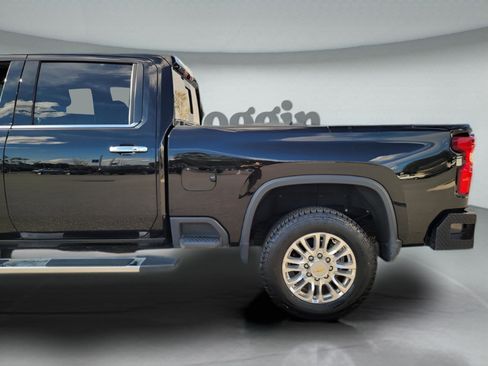 Certified 2023 Chevrolet Silverado 3500 High Country image 32