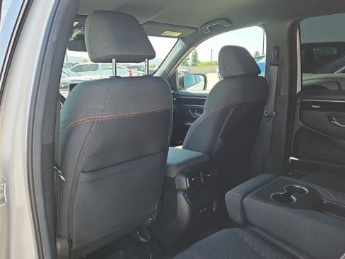 Used 2025 Honda Pilot Sport image 20