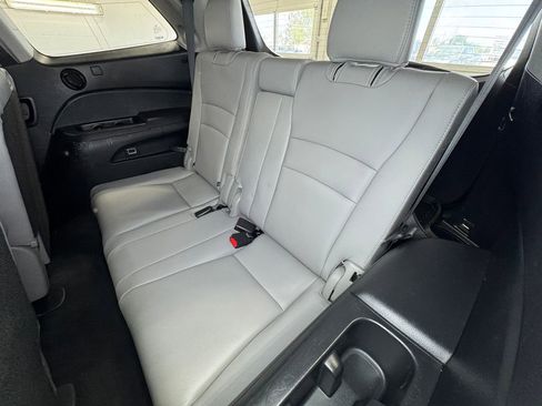 Used 2017 Honda Pilot Elite image 24