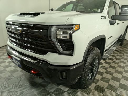 New 2026 Chevrolet Silverado 3500 LT w/ Trail Boss Package image 10