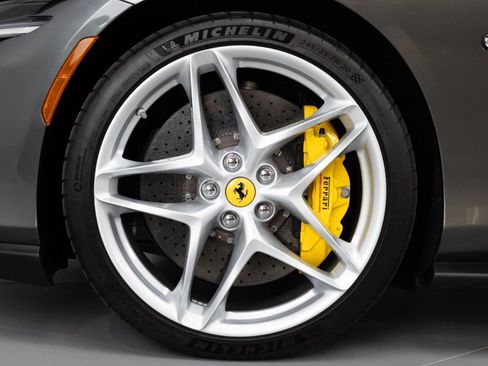 Used 2023 Ferrari Roma image 12