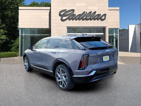 New 2026 Cadillac Optiq Luxury 1 image 3
